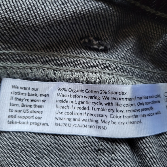 Eileen Fisher Organic Cotton Denim High-Waist and Ankle length. Black .Size 6 - Picture 6 of 11